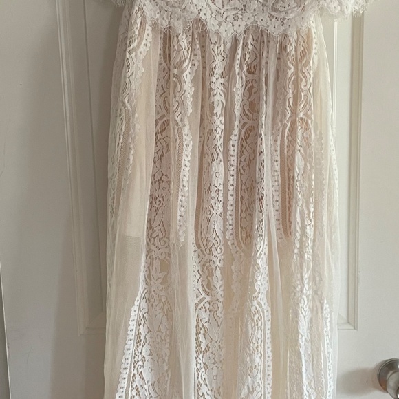 Baltic Born White Lace Floor Length Dress - Picture 2 of 2